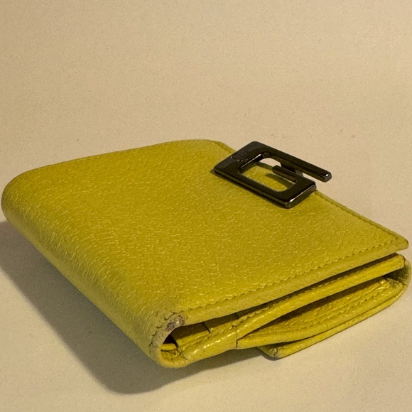 GUCCI Leather Compact Wallet - Picture 6 of 11